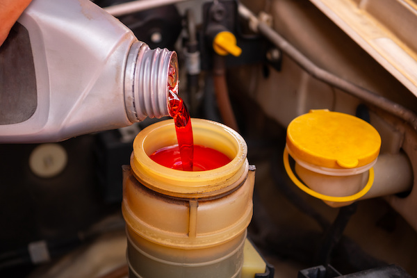 Fluid Change vs. Fluid Flush: What's Right for Your Vehicle?